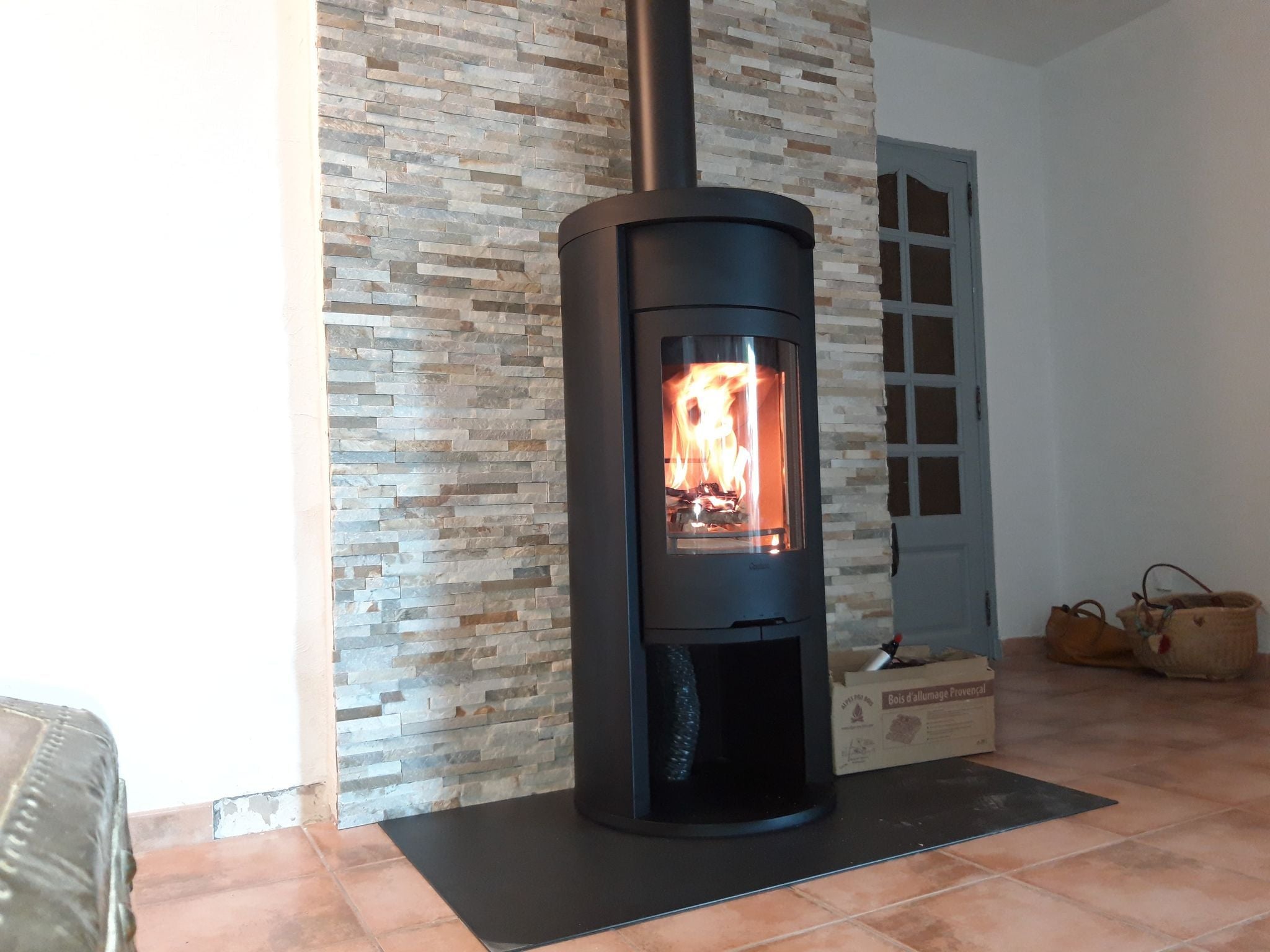 Contura — 520 noir